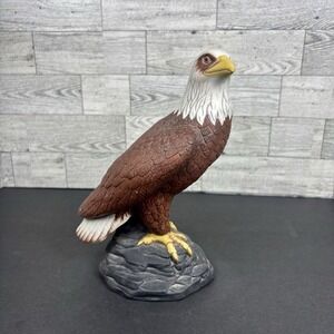 Vintage 1982 Avon Pride of America Porcelain 8" Tall Bald Eagle Figurine Statue